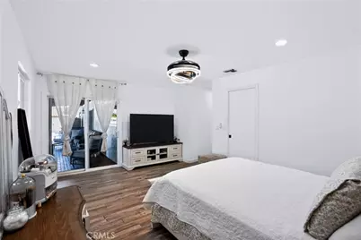 1033 Alta Loma, Corona, CA 92882 - Photo 46