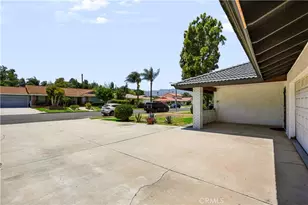 1033 Alta Loma, Corona, CA 92882 - Photo 4