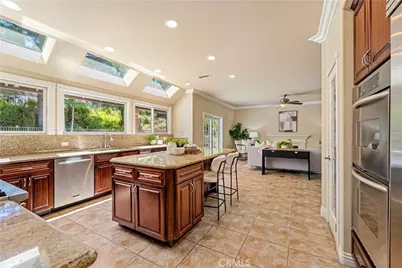 970 S Barton Court, Anaheim Hills, CA 92808 - Photo 14