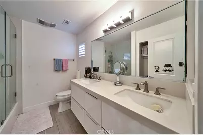 2513 W Mall Place, Anaheim, CA 92804 - Photo 18