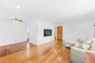 4900 Dockweiler St, Los Angeles, CA 90019 - Photo 12