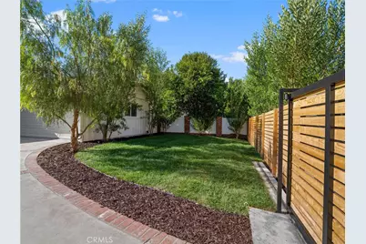 5141 Don Pio Drive, Woodland Hills, CA 91364 - Photo 4