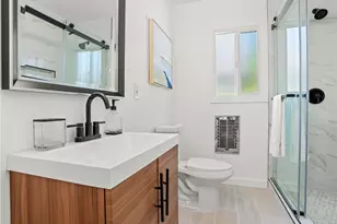 5141 Don Pio Dr, Woodland Hills, CA 91364 - Photo 26