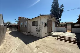 1718 W 109th Pl, Los Angeles, CA 90047 - Photo 6