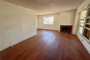 1718 W 109th Pl, Los Angeles, CA 90047 - Photo 10