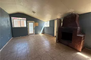1718 W 109th Pl, Los Angeles, CA 90047 - Photo 28