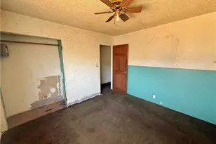 1718 W 109th Pl, Los Angeles, CA 90047 - Photo 20