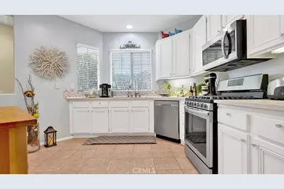 933 Somerville, Irvine, CA 92620 - Photo 8