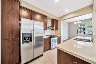 563 W Maple Ave, Orange, CA 92868 - Photo 12