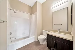 563 W Maple Ave, Orange, CA 92868 - Photo 8