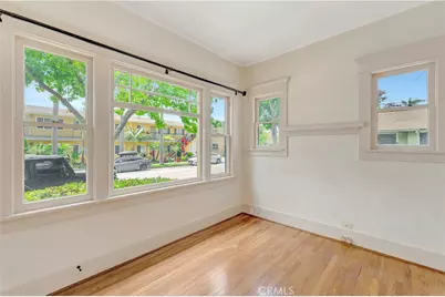 351 Newport Avenue, Long Beach, CA 90814 - Photo 14