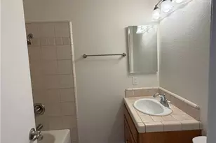 2514 N Tustin Ave, Santa Ana, CA 92705 - Photo 18