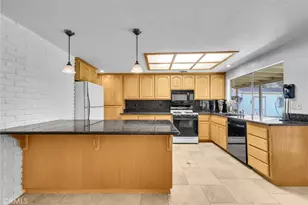 6018 Andalusia, Jurupa Valley, CA 92509 - Photo 8