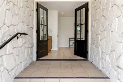 1701 Catalina Avenue, Seal Beach, CA 90740 - Photo 6