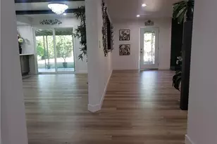 542 N Hanover, Anaheim, CA 92801 - Photo 2
