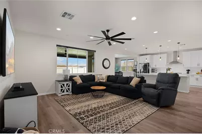 16647 Evelyn Place, Lake Elsinore, CA 92530 - Photo 12