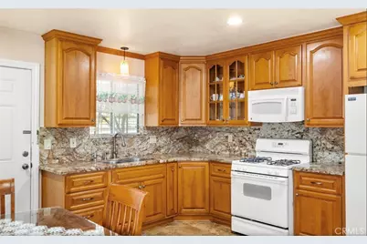 1884 Carol, Fullerton, CA 92833 - Photo 20