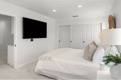 302 Turtle Bay Ln, Costa Mesa, CA 92627 - Photo 30