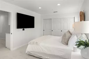 302 Turtle Bay Ln, Costa Mesa, CA 92627 - Photo 30