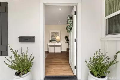 944 W Acacia Avenue, Orange, CA 92868 - Photo 6