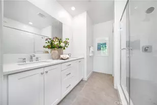 127 Biome, Irvine, CA 92618 - Photo 16
