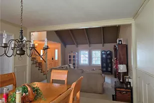 826 N Red Robin, Orange, CA 92869 - Photo 8