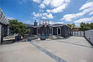 4557 Hazelbrook Ave, Long Beach, CA 90808 - Photo 32