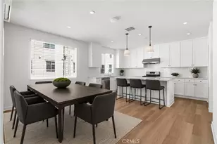 723 Spring Gdn, Irvine, CA 92618 - Photo 2
