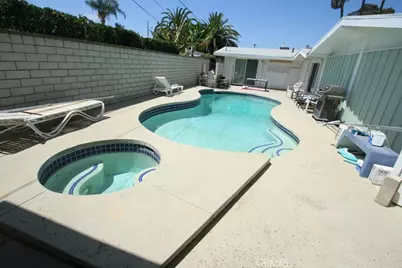 703 Center, Costa Mesa, CA 92627 - Photo 16