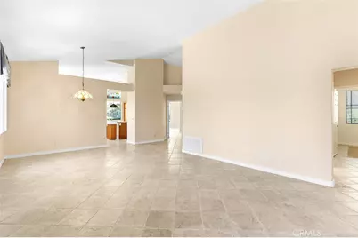 40500 Via Tapadero, Murrieta, CA 92562 - Photo 10