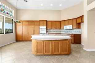 40500 Via Tapadero, Murrieta, CA 92562 - Photo 18