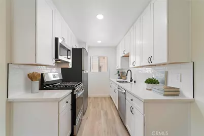 1382 Via Santiago #D, Corona, CA 92882 - Photo 6