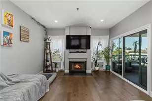 415 Townsquare Ln, Huntington Beach, CA 92648 - Photo 6