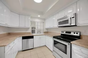 13208 La Jolla Cir, La Mirada, CA 90638 - Photo 8