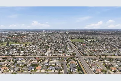 17432 Almelo Lane, Huntington Beach, CA 92649 - Photo 48