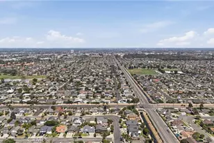 17432 Almelo Ln, Huntington Beach, CA 92649 - Photo 48