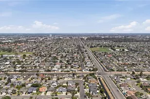 17432 Almelo Ln, Huntington Beach, CA 92649 - Photo 48