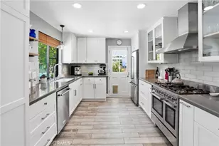 17432 Almelo Ln, Huntington Beach, CA 92649 - Photo 16