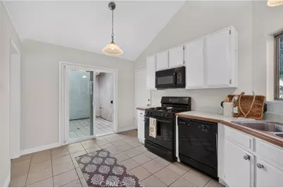 179 S Larkwood, Anaheim, CA 92808 - Photo 16