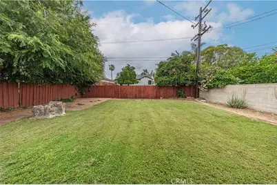 555 E G, Ontario, CA 91764 - Photo 32
