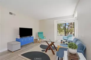 25717 Sycamore Pointe, Lake Forest, CA 92630 - Photo 2
