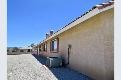 7445 El Manor, Hesperia, CA 92344 - Photo 70