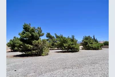 7445 El Manor, Hesperia, CA 92344 - Photo 62