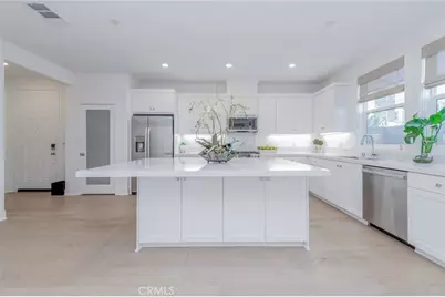 204 Yerba, Irvine, CA 92618 - Photo 6