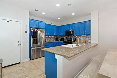 15723 Parkhouse #19, Fontana, CA 92336 - Photo 16
