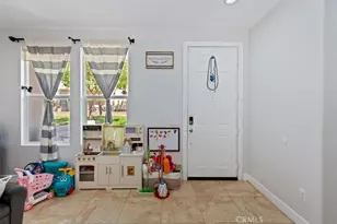 15723 Parkhouse, Fontana, CA 92336 - Photo 10