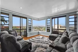 2575 E 19th St, Signal Hill, CA 90755 - Photo 2