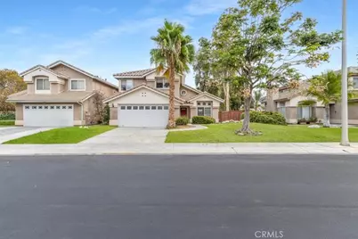 975 Solano, Corona, CA 92882 - Photo 2