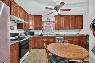 1037 W 133rd St, Gardena, CA 90247 - Photo 8