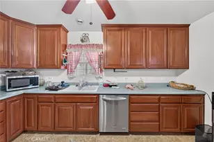 1037 W 133rd St, Gardena, CA 90247 - Photo 10